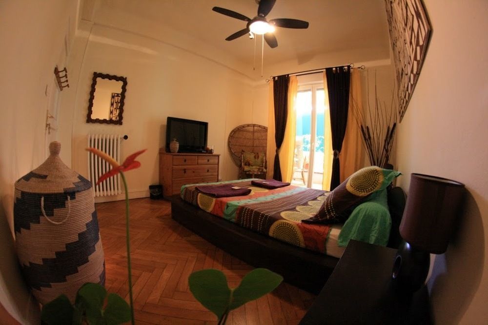 6 Bedrooms Seaview House, Old Town Appartement