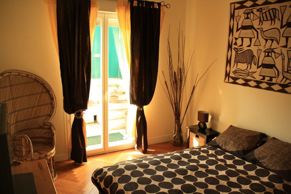 Appartement 6 Bedrooms Seaview House, Old Town *